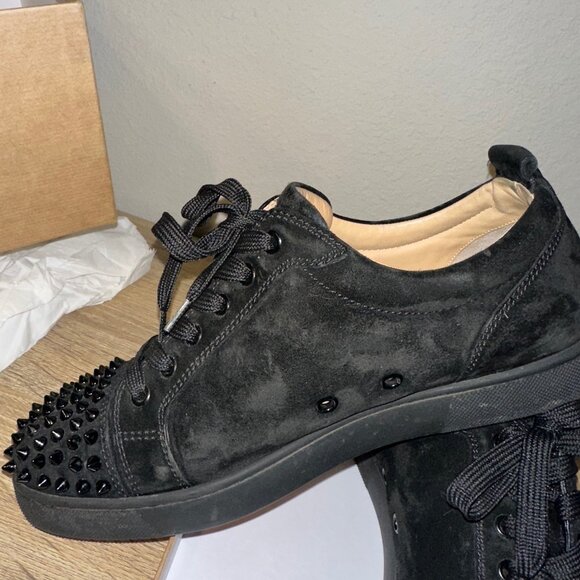 Christian Louboutin - Louis Junior Spikes Flat Veau Velours BLACK/BLACK - Picture 7 of 10